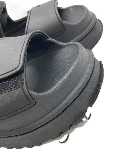 UGG（アグ）UGG (アグ) ゴールデングロウ ブラック サイズ:23の古着・服飾アイテム