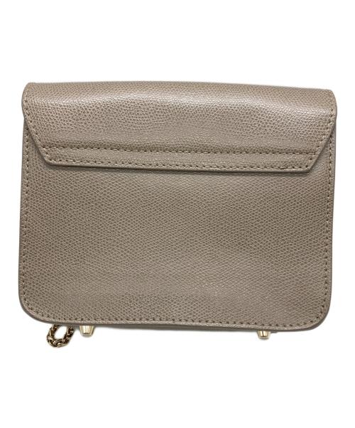 FURLA（フルラ）FURLA (フルラ) メトロポリスクロスボディショルダーバッグ ベージュの古着・服飾アイテム