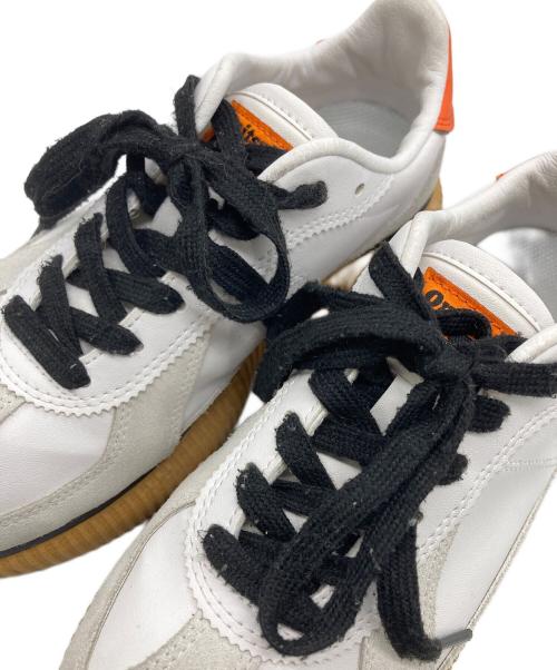 Onitsuka Tiger（オニツカタイガー）Onitsuka Tiger (オニツカタイガー) DELECITY ホワイト サイズ:23.5の古着・服飾アイテム