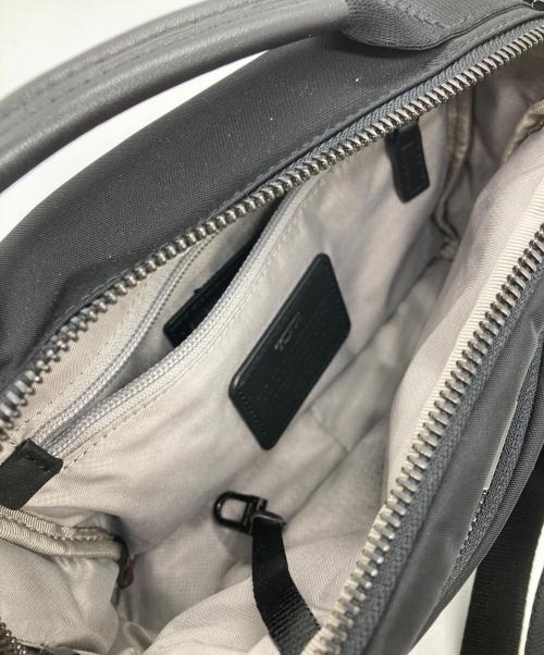 TUMI（トゥミ）TUMI (トゥミ) VOYAGEUR テガン クロスボディバッグ ブラックの古着・服飾アイテム