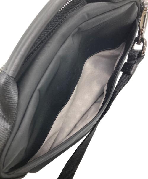 TUMI（トゥミ）TUMI (トゥミ) VOYAGEUR テガン クロスボディバッグ ブラックの古着・服飾アイテム