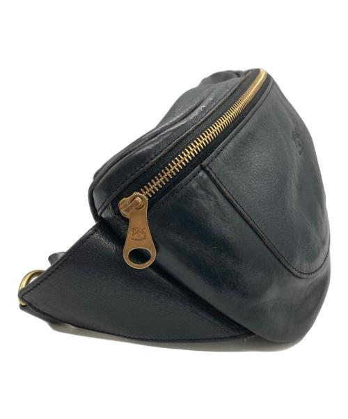 IL BISONTE（イル ビゾンテ）IL BISONTE (イル ビゾンテ) バムバッグ ブラックの古着・服飾アイテム