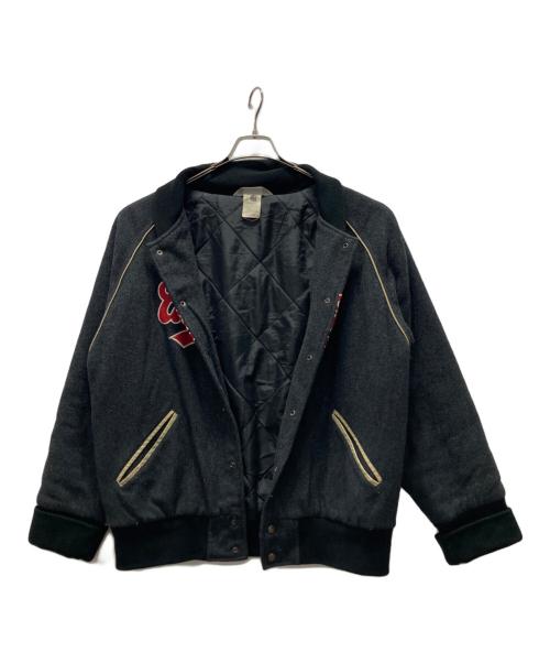 CarHartt（カーハート）CarHartt (カーハート) スタジャン グレー サイズ:Lの古着・服飾アイテム
