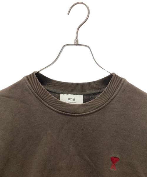 AMI Alexandre Mattiussi（アミアレクサンドルマテュッシ）AMI Alexandre Mattiussi (アミアレクサンドルマテュッシ) AMI DE COEUR SWEATSHIRT ブラウン サイズ:XXLの古着・服飾アイテム