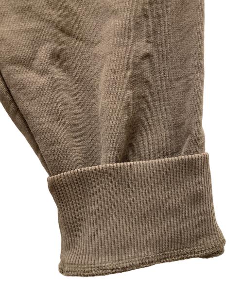 AMI Alexandre Mattiussi（アミアレクサンドルマテュッシ）AMI Alexandre Mattiussi (アミアレクサンドルマテュッシ) AMI DE COEUR SWEATSHIRT ブラウン サイズ:XXLの古着・服飾アイテム