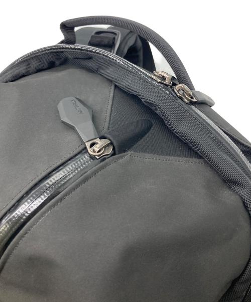 ARC'TERYX（アークテリクス）ARC'TERYX (アークテリクス) ARRO 22 アロー22/リュック ブラックの古着・服飾アイテム