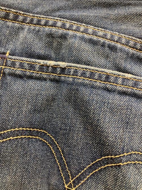 LEVI'S（リーバイス）LEVI'S (リーバイス) デニムパンツ インディゴ サイズ:32の古着・服飾アイテム