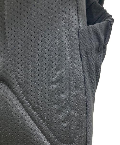 ARC'TERYX（アークテリクス）ARC'TERYX (アークテリクス) リュック/MANTIS26 ブラックの古着・服飾アイテム