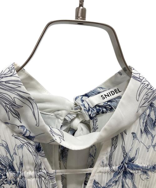 Snidel（スナイデル）Snidel (スナイデル) ウエストリブワンピ ホワイトの古着・服飾アイテム