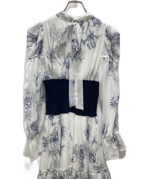 Snidel（スナイデル）Snidel (スナイデル) ウエストリブワンピ ホワイトの古着・服飾アイテム