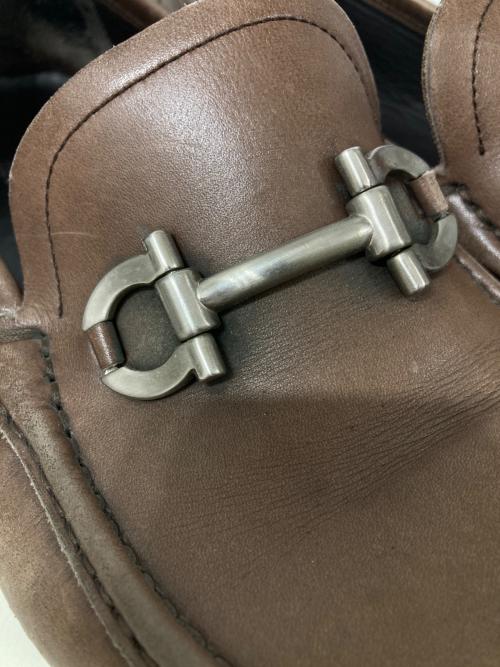 Salvatore Ferragamo（サルヴァトーレ フェラガモ）Salvatore Ferragamo (サルヴァトーレ フェラガモ) ガンチーニローファー ブラウン サイズ:10の古着・服飾アイテム