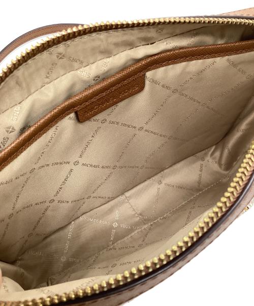 MICHAEL KORS（マイケル・コース）MICHAEL KORS (マイケル・コース) ショルダーバッグ ホワイトの古着・服飾アイテム