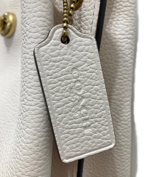COACH（コーチ）COACH (コーチ) チャーリーバケットバッグ ホワイトの古着・服飾アイテム