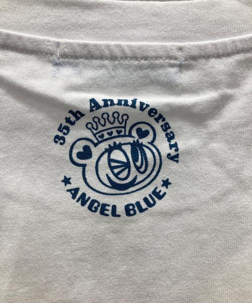 angel blue（エンジェルブルー）angel blue (エンジェルブルー) 35周年ラメプリントTシャツ ホワイト サイズ:M 未使用品の古着・服飾アイテム