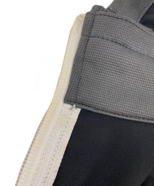 THE NORTH FACE（ザ ノース フェイス）THE NORTH FACE (ザ ノース フェイス) フーデッドジャケット ネイビー サイズ:Mの古着・服飾アイテム