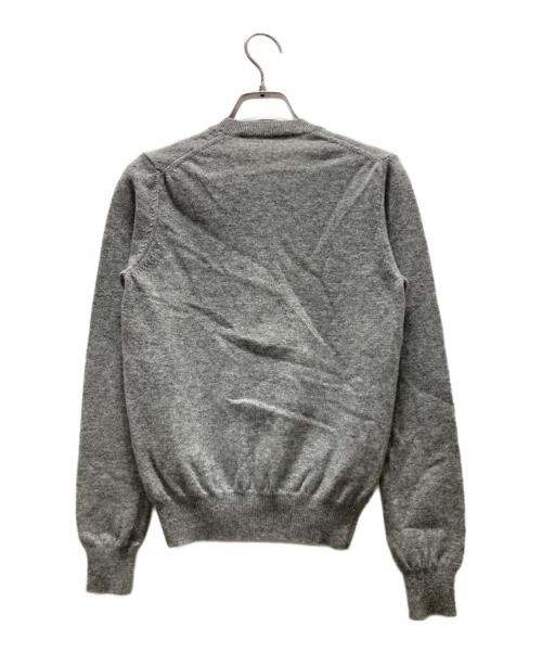 PLAY COMME des GARCONS（プレイコムデギャルソン）PLAY COMME des GARCONS (プレイコムデギャルソン) ハート刺繍カーディガン グレー サイズ:Sの古着・服飾アイテム