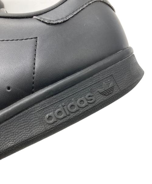 adidas（アディダス）adidas (アディダス) ローカットスニーカー ブラック サイズ:28の古着・服飾アイテム