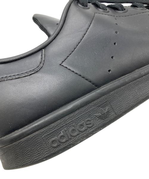 adidas（アディダス）adidas (アディダス) ローカットスニーカー ブラック サイズ:28の古着・服飾アイテム