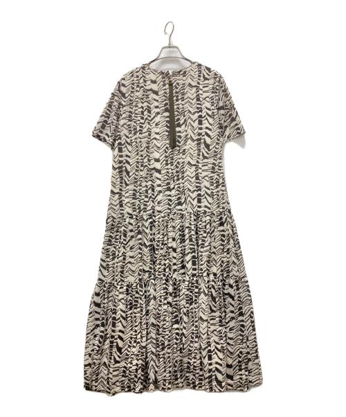 Leilian（レリアン）LEILIAN (レリアン) プリントティアード半袖ワンピース ブラウン サイズ:15の古着・服飾アイテム