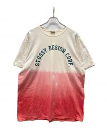 stussy（ステューシー）の古着「アーチロゴTシャツ」｜ホワイト