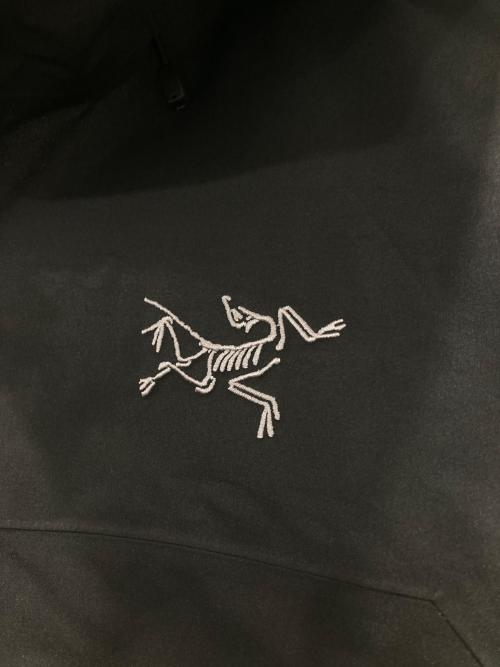 ARC'TERYX（アークテリクス）ARC'TERYX (アークテリクス) ベータ SL ジャケット/Beta SL Jacket ブラック サイズ:Mの古着・服飾アイテム