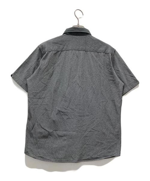 FRED PERRY（フレッドペリー）FRED PERRY (フレッドペリー) シャツ グレー サイズ:Lの古着・服飾アイテム