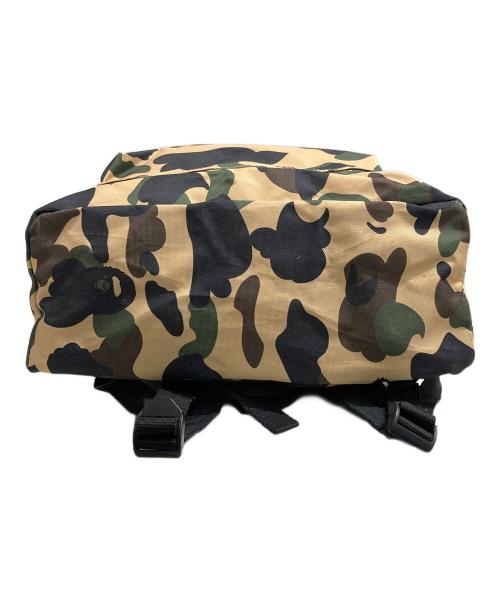 bape（アベイシングエイプ）bape (アベイシングエイプ) カモ柄バックパック ベージュの古着・服飾アイテム