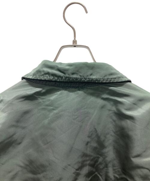 ALPHA INDUSTRIES（アルファインダストリーズ）ALPHA INDUSTRIES (アルファインダストリーズ) フライトジャケット グリーン サイズ:Lの古着・服飾アイテム