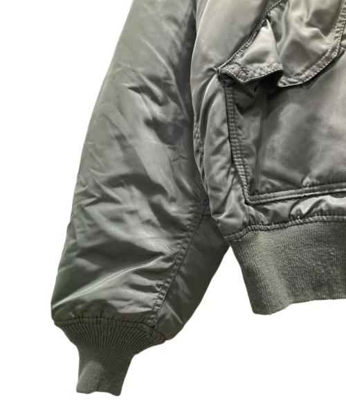 ALPHA INDUSTRIES（アルファインダストリーズ）ALPHA INDUSTRIES (アルファインダストリーズ) フライトジャケット グリーン サイズ:Lの古着・服飾アイテム