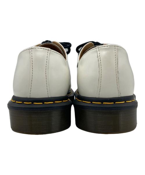 Dr.Martens（ドクターマーチン）Dr.Martens (ドクターマーチン) 3ホールブーツ ホワイト サイズ:UK7の古着・服飾アイテム