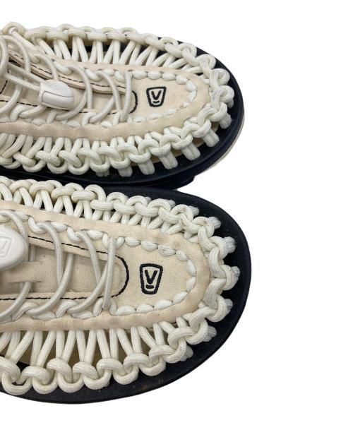 KEEN（キーン）KEEN (キーン) サンダル ホワイト サイズ:22.5の古着・服飾アイテム