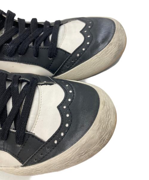GOLDEN GOOSE（ゴールデングース）GOLDEN GOOSE (ゴールデングース) Mid Star Classic ローカットスニーカー ブラック×ホワイト サイズ:36の古着・服飾アイテム