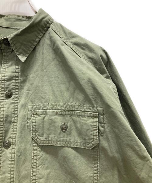 kha:ki（カーキ）kha:ki (カーキ) コットン ワイドミリタリーハンドペイントシャツ “HAND PAINT SHIRTS” グリーン サイズ:Mの古着・服飾アイテム