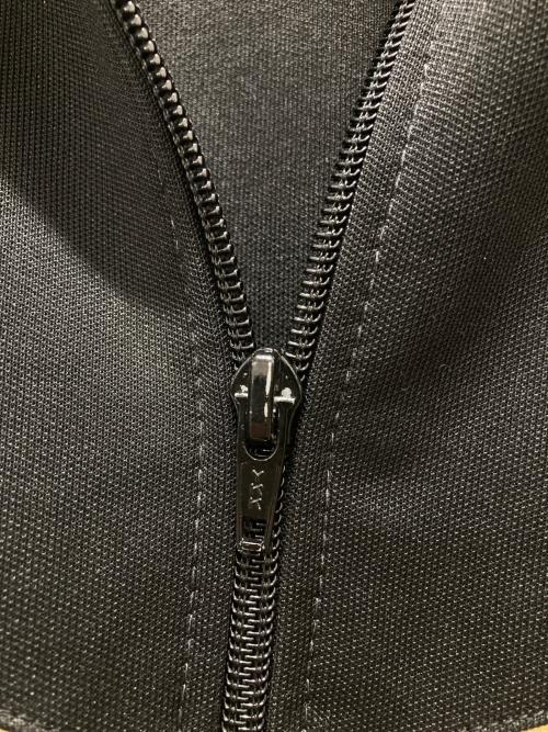 FRED PERRY（フレッドペリー）FRED PERRY (フレッドペリー) 欧州製 月桂樹トラックジャケット ブラック サイズ:Lの古着・服飾アイテム