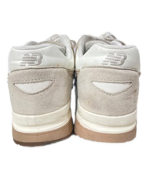 NEW BALANCE（ニューバランス）NEW BALANCE (ニューバランス) ローカットスニーカー ベージュ サイズ:27の古着・服飾アイテム