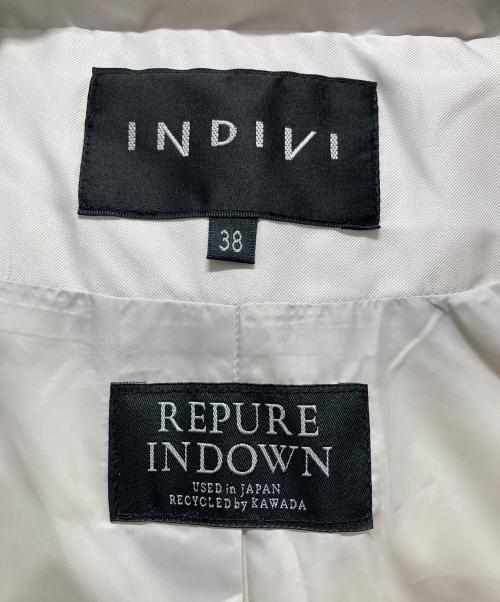 INDIVI（インディヴィ）INDIVI (インディヴィ) ショートリサイクルダウンコート ホワイト サイズ:38の古着・服飾アイテム