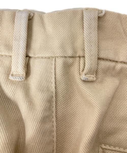 C+（シー）C+ (シー) タック チノパン ベージュ サイズ:32の古着・服飾アイテム
