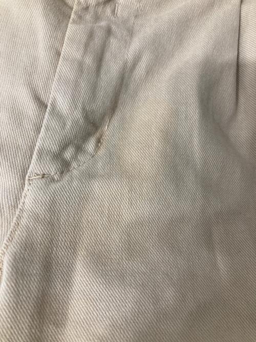 C+（シー）C+ (シー) タック チノパン ベージュ サイズ:32の古着・服飾アイテム