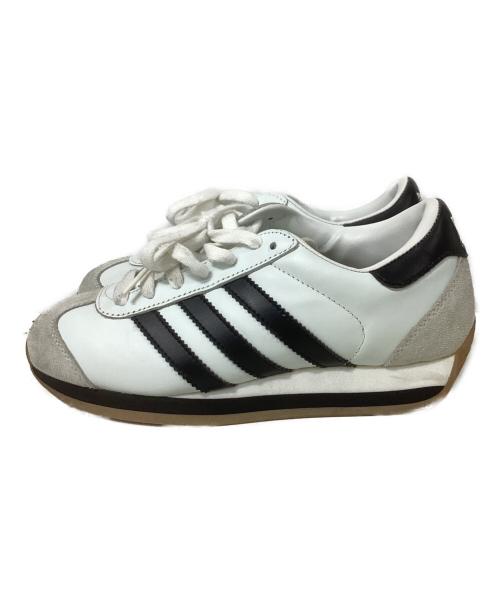 adidas（アディダス）adidas (アディダス) スニーカー ホワイト サイズ:23.5の古着・服飾アイテム