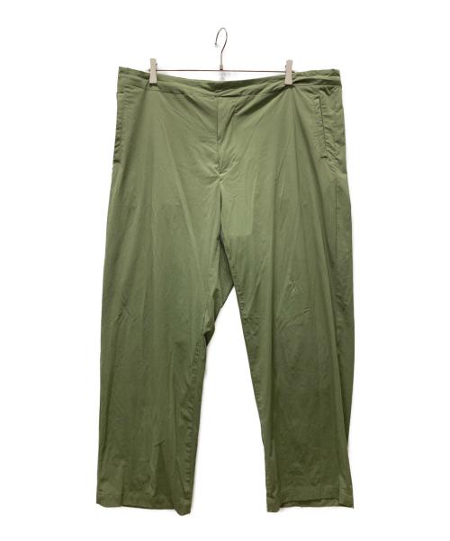 universal products（ユニバーサルプロダクツ）UNIVERSAL PRODUCTS (ユニバーサルプロダクツ) BIG WAIST EASY SLACKS オリーブ サイズ:2の古着・服飾アイテム