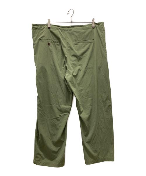 universal products（ユニバーサルプロダクツ）UNIVERSAL PRODUCTS (ユニバーサルプロダクツ) BIG WAIST EASY SLACKS オリーブ サイズ:2の古着・服飾アイテム
