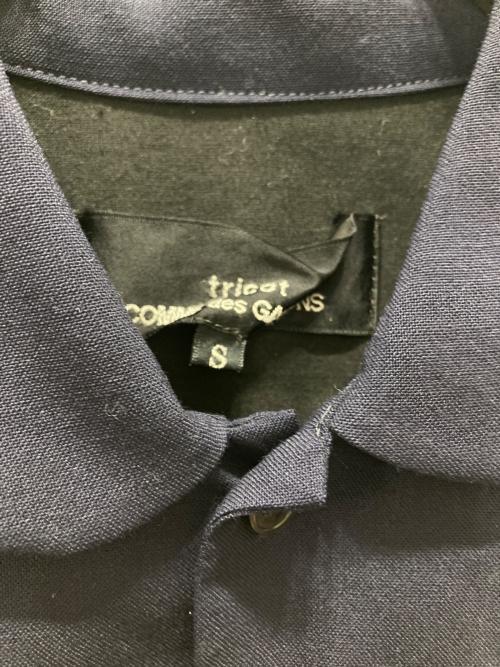 tricot COMME des GARCONS（トリココムデギャルソン）tricot COMME des GARCONS (トリココムデギャルソン) 丸襟刺繍シャツ ネイビー サイズ:Sの古着・服飾アイテム