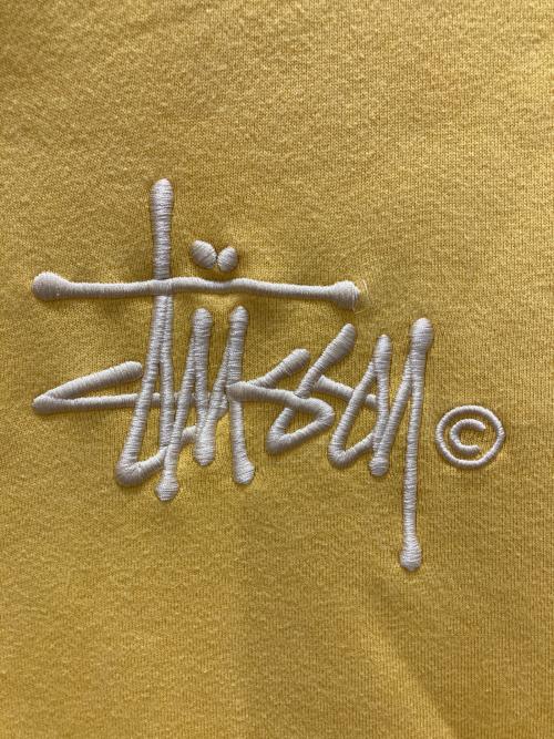 stussy（ステューシー）stussy (ステューシー) ロゴパーカー/Basic Copyright Applique Hood イエロー サイズ:Lの古着・服飾アイテム