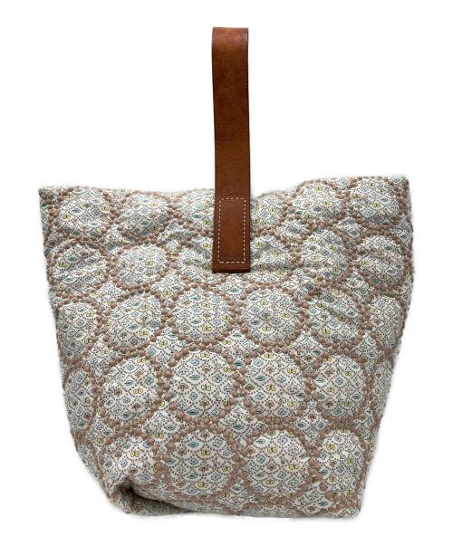 mina perhonen（ミナ ペルホネン）mina perhonen (ミナ ペルホネン) campanella bag ベージュの古着・服飾アイテム