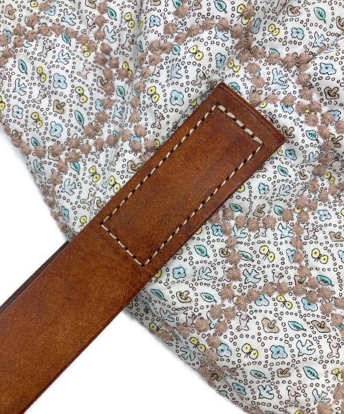 mina perhonen（ミナ ペルホネン）mina perhonen (ミナ ペルホネン) campanella bag ベージュの古着・服飾アイテム