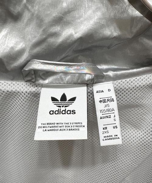 adidas（アディダス）adidas (アディダス) メタリックトラックジャケット シルバー サイズ:Sの古着・服飾アイテム