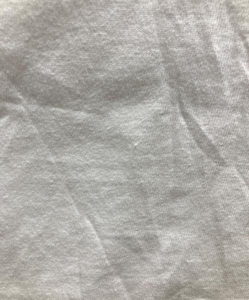 PLAY COMME des GARCONS（プレイコムデギャルソン）PLAY COMME des GARCONS (プレイコムデギャルソン) スタッズ付きハートロゴTシャツ ホワイト サイズ:Sの古着・服飾アイテム