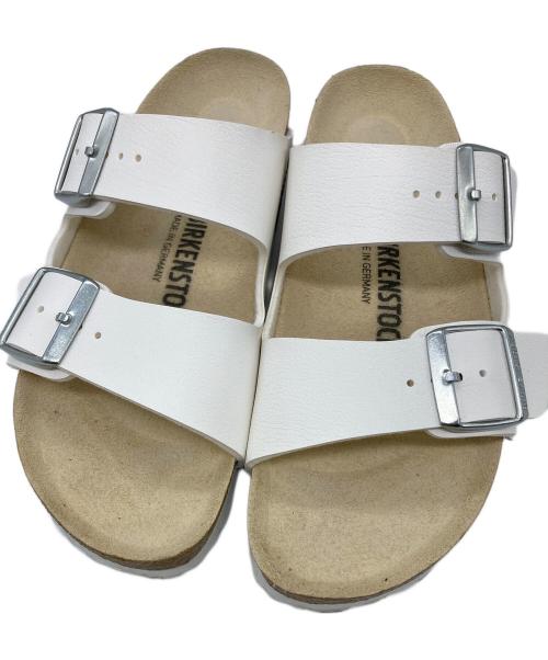 BIRKENSTOCK（ビルケンシュトック）BIRKENSTOCK (ビルケンシュトック) サンダル ホワイト サイズ:240の古着・服飾アイテム