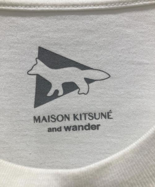 maison kitsune（メゾンキツネ）MAISON KITSUNE (メゾンキツネ) and wander (アンドワンダー) DRY Cotton T-shirt ホワイト サイズ:4の古着・服飾アイテム