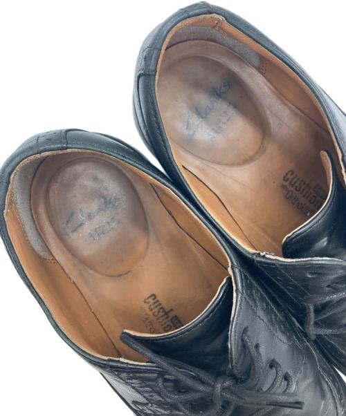 CLARKS（クラークス）CLARKS (クラークス) メダリオンシューズ ブラック サイズ:26の古着・服飾アイテム